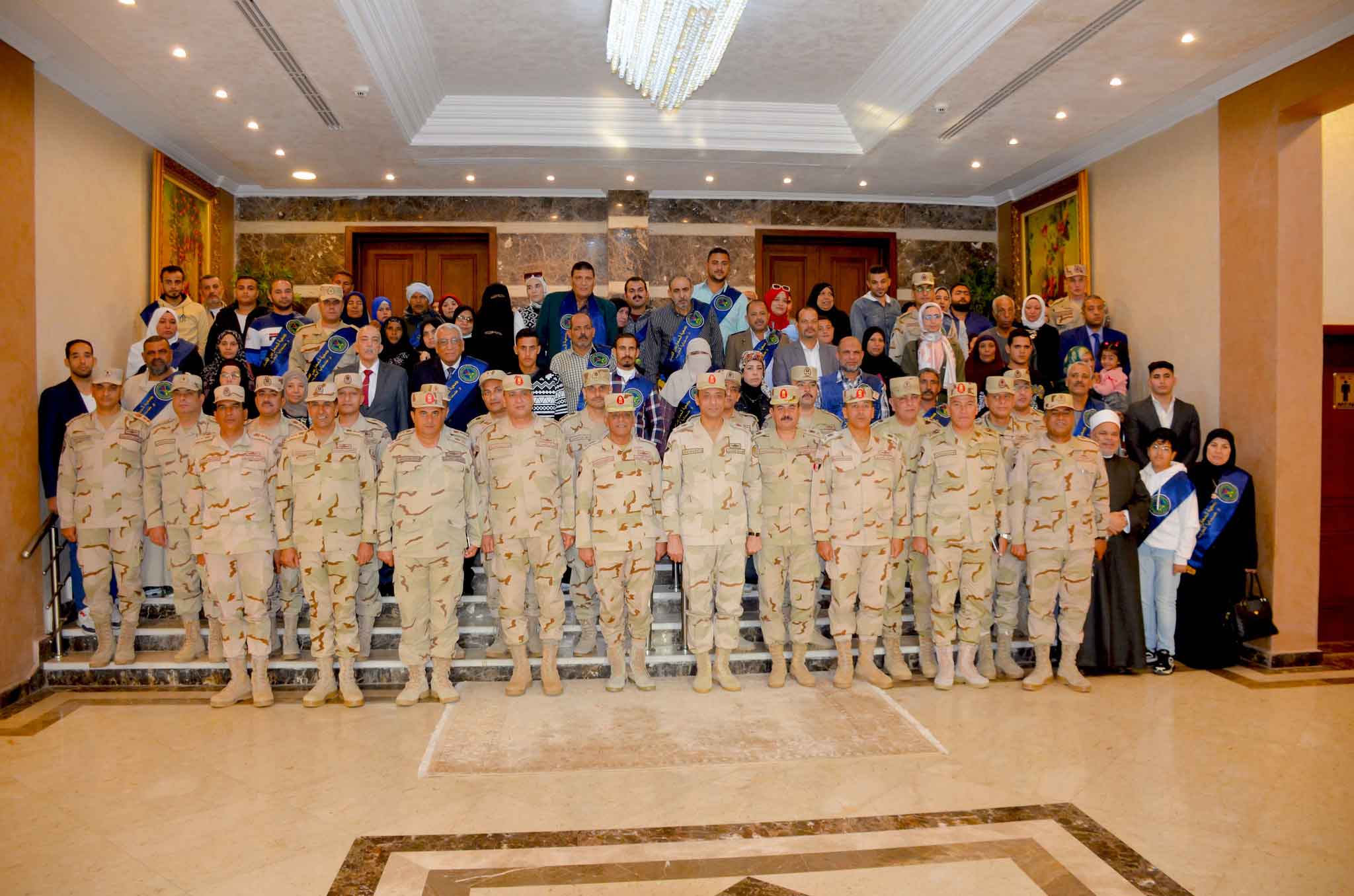 المنطقة المركزية العسكرية تنظم احتفالية لتكريم أسر الشهداء ومصابي العمليات الحربية