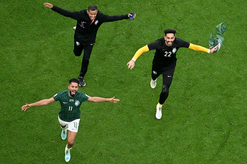 فيفا يشيد بفوز السعودية على الأرجنتين بكأس العالم 