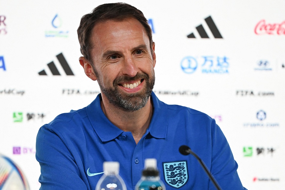 ساوثجيت يحث لاعبي إنجلترا على كتابة التاريخ في مونديال قطر