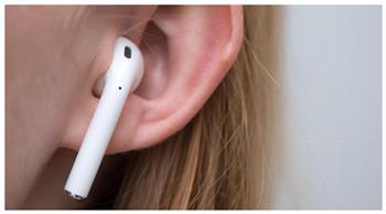 مضاعفات خطيرة تُصيب حاسة السمع بسبب الاستخدام الخاطئ لسماعات الموبايل -  بوابة الأهرام