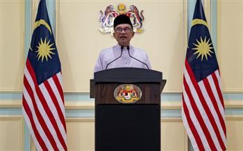 رئيس الوزراء الماليزي يمهل الوكالات الحكومية أسبوعين للتوصل لسبل لمواجهة ارتفاع تكاليف المعيشة
