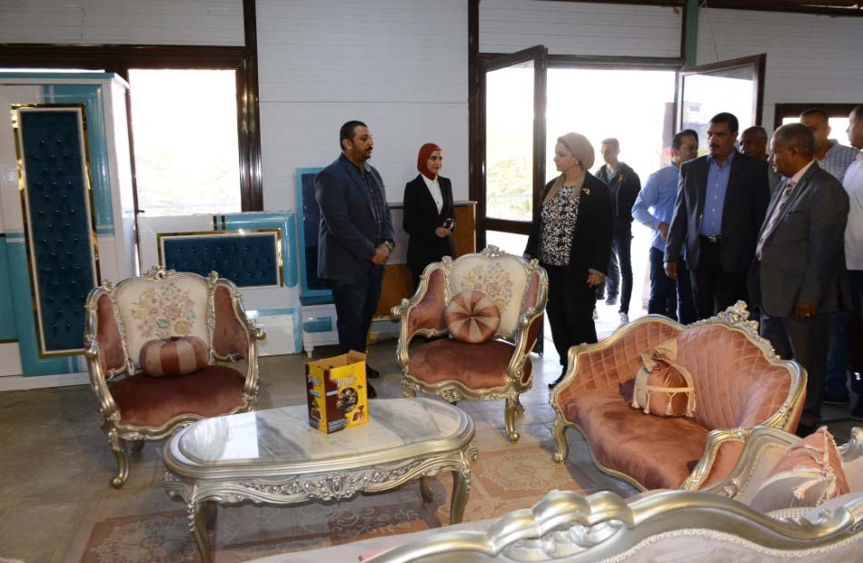 جامعة أسيوط تشهد افتتاح معرض "بيتك عمار" للأثاث المنزلي بالتقسيط وبأسعار  مخفضة للعاملين | صور - بوابة الأهرام