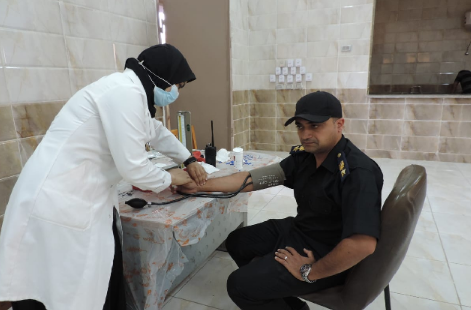حملة للتبرع بالدم بمشاركة رجال الشرطة بمديرية أمن القاهرة