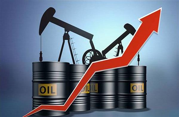 أسعار النفط ترتفع اليوم الجمعة.. و«خام برنت» يسجل 93.7 دولار