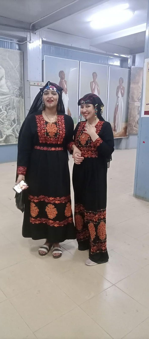 حفلة تنكرية لطلاب كلية الفنون الجميلة بالأقصر