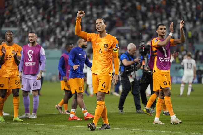 هولندا أول العابرين لربع نهائي مونديال قطر 