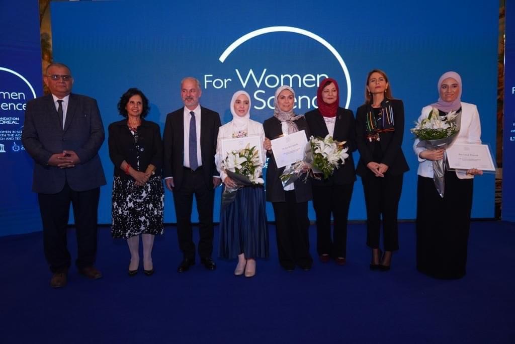 تفاصيل حصول  باحثات مصريات على زمالة برنامج  لوريال – يونيسكو  من أجل المرأة في العالم