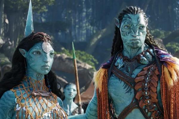 الجزء الثاني من Avatar2 يُحقق نجاحًا كبيرًا في عرضه الأول