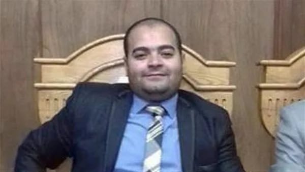 بسبب قضايا أسرة.. حبس المتهم بقتل المحامي بنداري حمدي في مكتبه بكرداسة