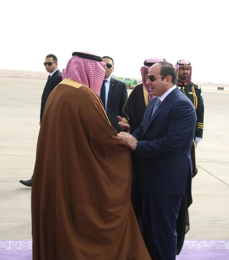 وصول الرئيس السيسي الرياض للمشاركة فى القمة العربية الصينية الأولى