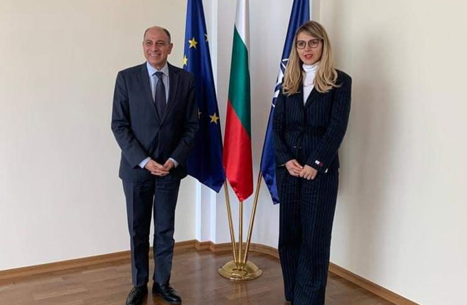 نائب وزير خارجية بلغاريا ينقل تقدير القيادة السياسية البلغارية لدور مصر  المحوري في القارة الإفريقية - بوابة الأهرام