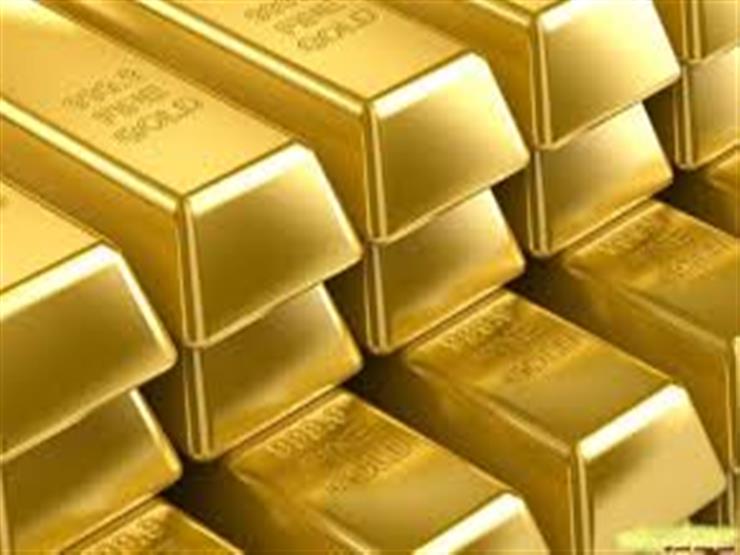 الذهب يفقد  دولارًا للأوقية في  ساعات  