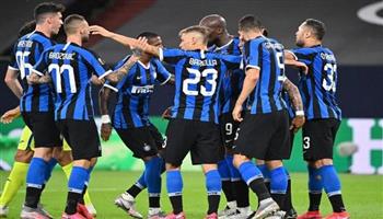         Inter Milan continues its resurgence in the Italian league, defeating Sampdoria by three