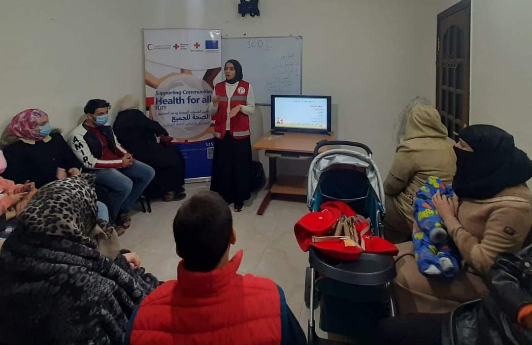 الهلال الأحمر يقدم الدعم النفسي الاجتماعي للمهاجرين والمصريين بـ  مناطق في القاهرة | صور