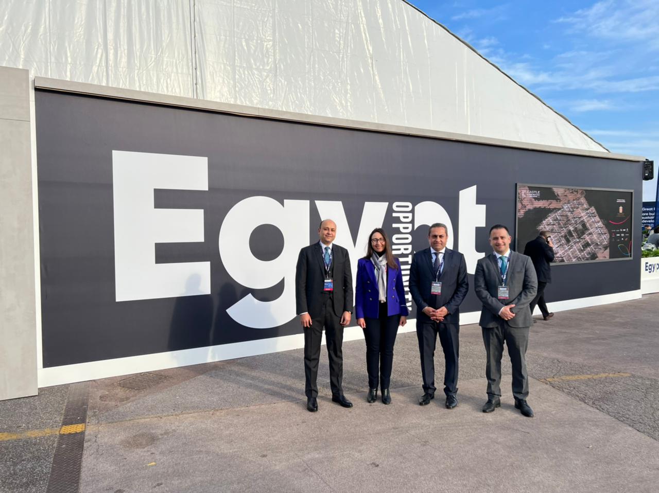 القنصل العام في مارسيليا تتفقد الجناح المصري بمعرض Mipim بمدينة كان الفرنسية | صور