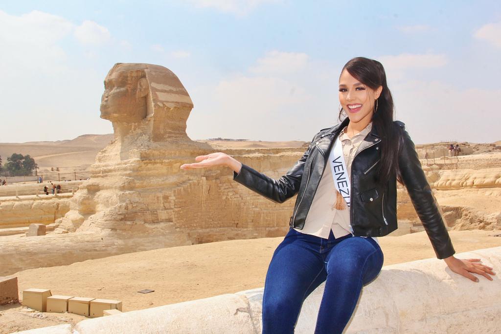 منطقة أهرامات الجيزة تستضيف المشارِكات في مسابقة ملكة جمال العالم للسياحة والبيئة | صور