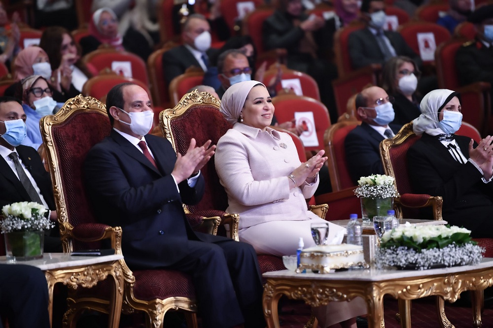  الرئيس السيسي وقرينته خلال احتفالية يوم المرأة المصرية 