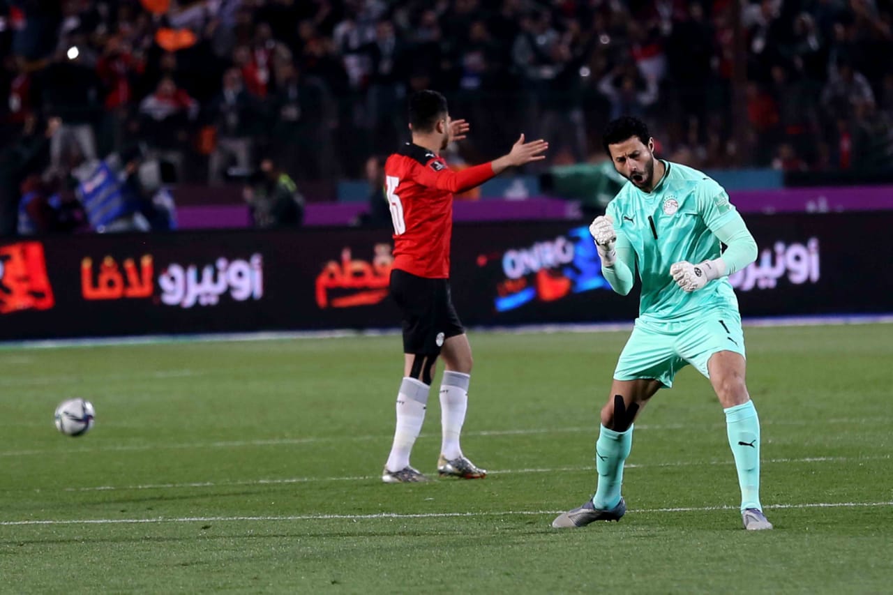 فرحة لاعبي منتخب مصر بعد تسجيل الهدف في شباك السنغال