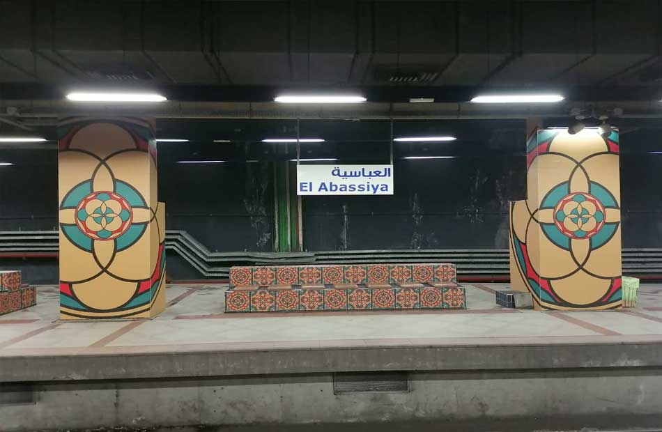 تزيين محطات مترو الخط الأخضر الثالث استعدادًا لشهر رمضان