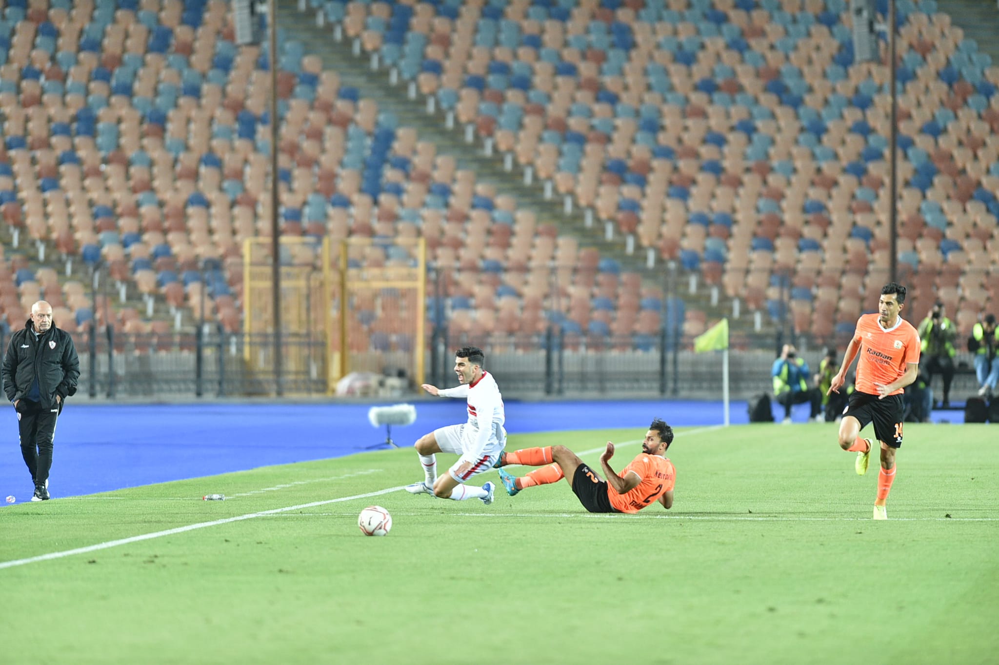  لقاء الزمالك وفاركو