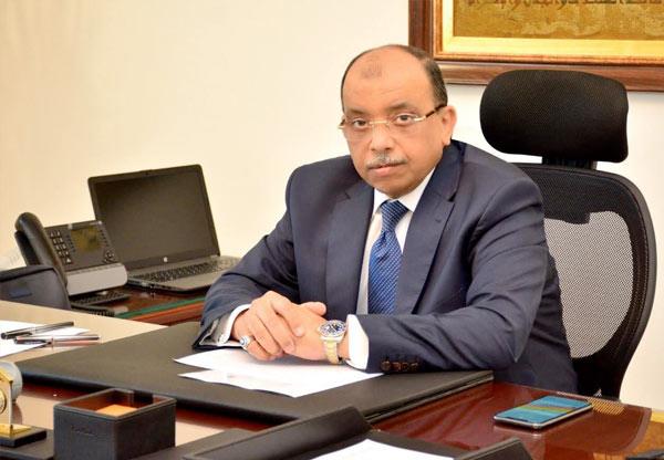   وزير التنمية المحلية ومحافظ دمياط يفتتحان معرض ;أيادي مصر; بكينيا