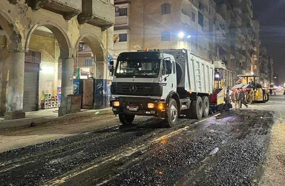 حملات لرفع كفاءة الشوارع في حي المقطم