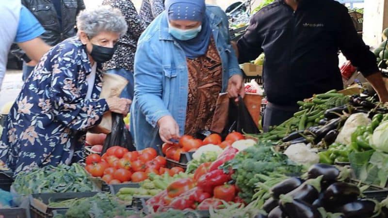 سعر الخضراوات والفاكهة في السوق اليوم الإثنين     