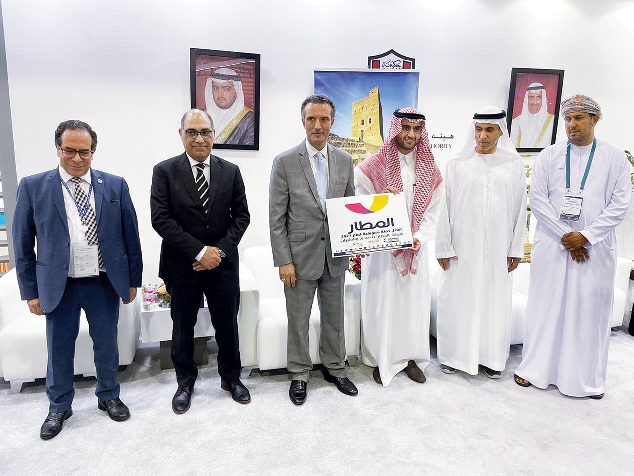 سوق السفر العربي يتوج أول تطبيق سفر سعودي بجائزتين في دبي