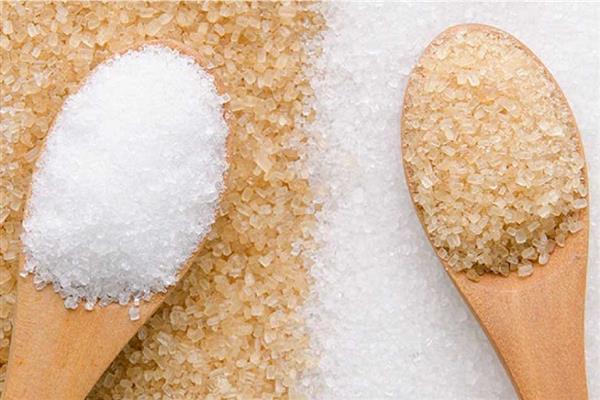 الهند تسمح بزيادة صادرات السكر تجنّباً لعدم الوفاء بالعقود