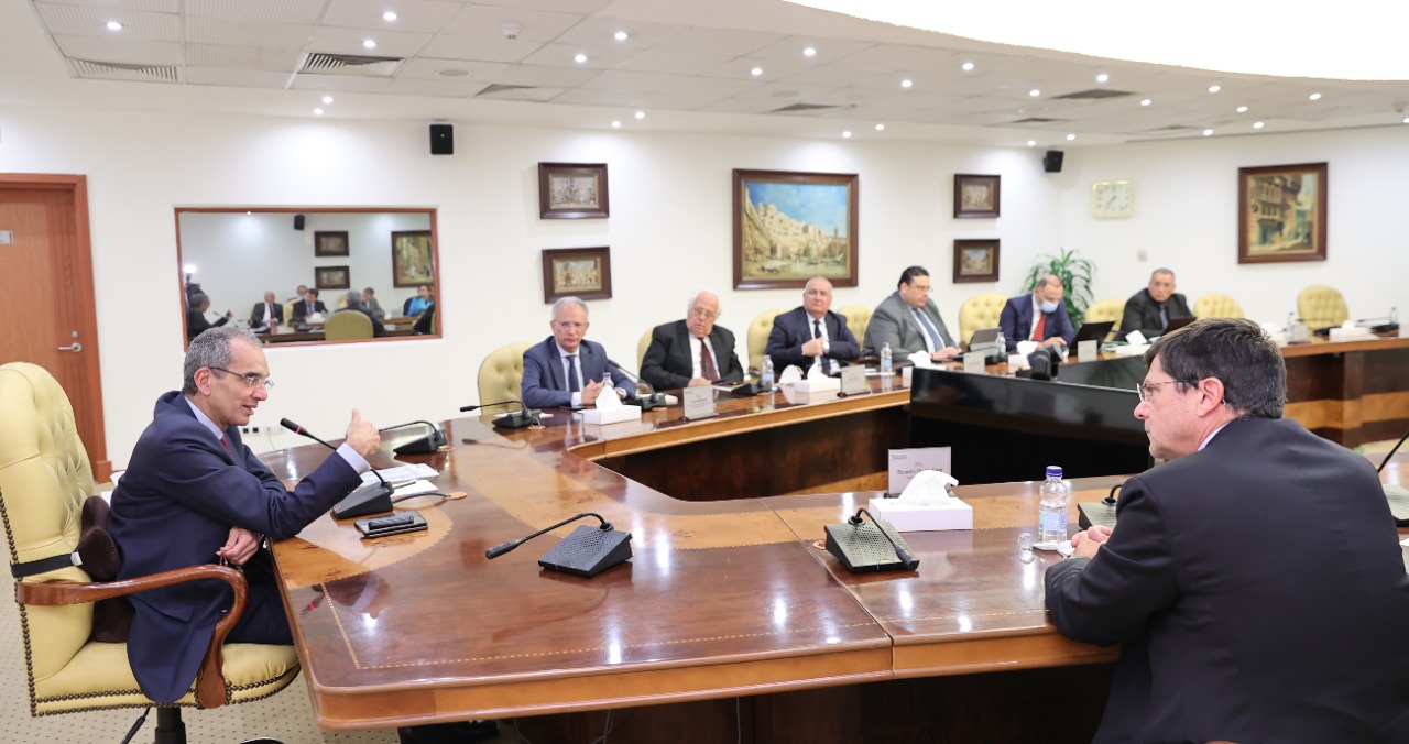 وزير الاتصالات نستهدف تعزيز مكانة مصر فى مجالات القيمة المضافة 