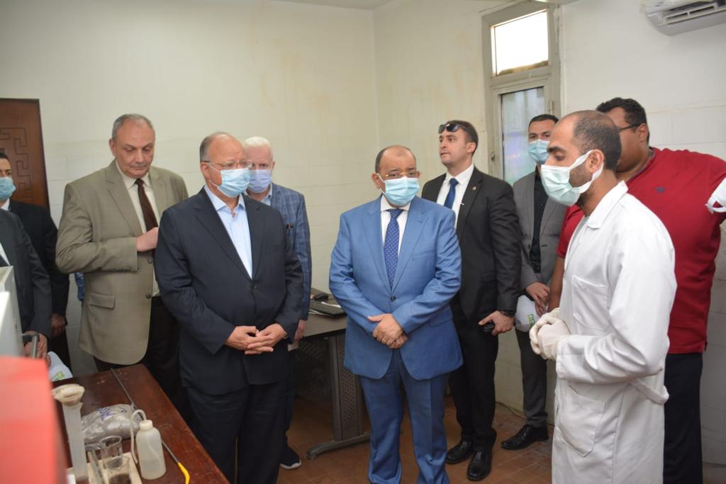 وزير التنمية المحلية ومحافظ القاهرة يتفقدان مصنع السلام  للتخلص من المخلفات