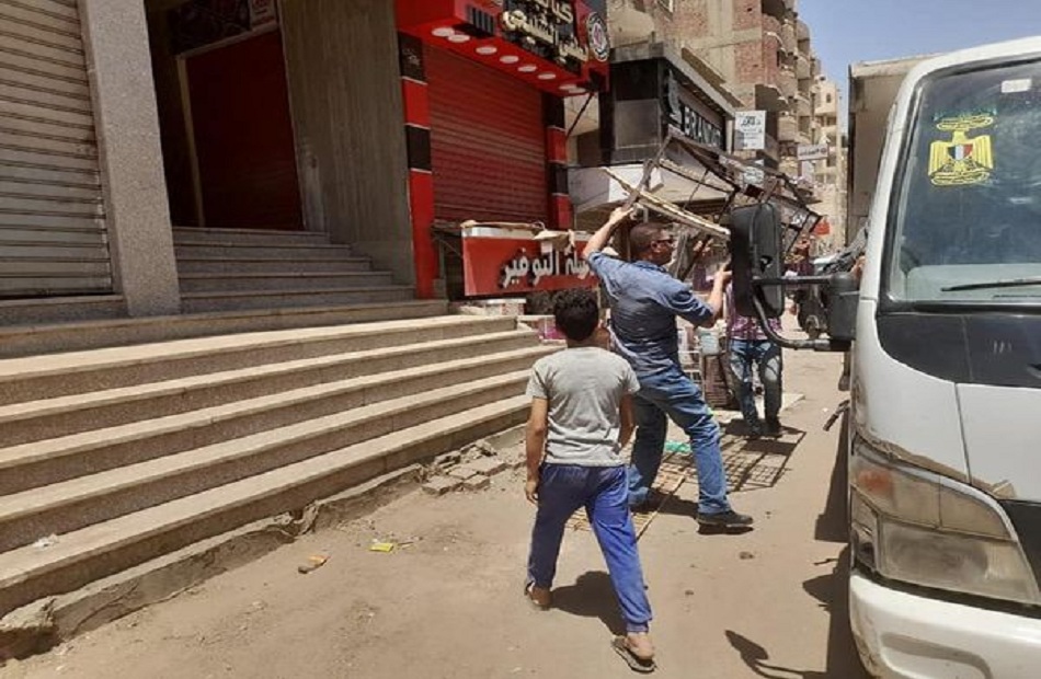 رفع ١٤٠ حالة إشغال وتحرير محاضر لـ١٥ منشأة مخالفة بالحوامدية |صور