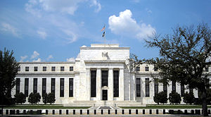  البنوك الأميركية تقترض  مليار دولار من ;الفيدرالي; في أسبوع 