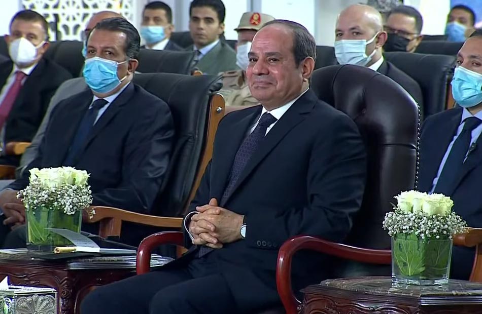 الرئيس السيسي يزيح الستار عن حجر أساس مشروع مستقبل مصر للإنتاج الزراعي