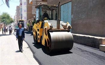   بدء أعمال رصف شارع  الدريسة  بطهطا ضمن خطة مشروعات برنامج التنمية المحلية بالصعيد | صور 