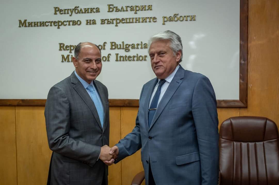 وزير الداخلية البلغاري يستقبل السفير المصري في صوفيا |صور