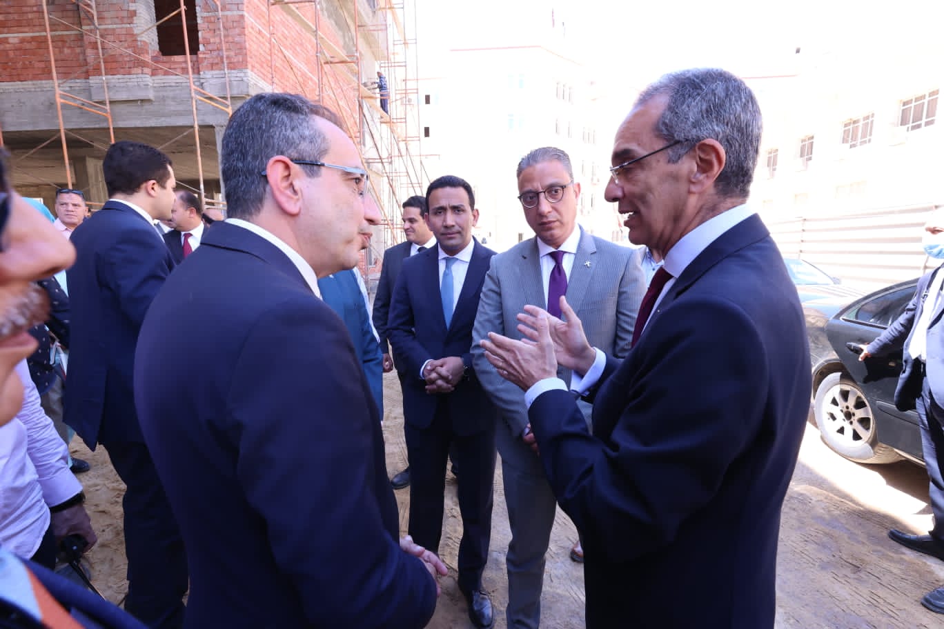 وزير الاتصالات يتفقد تطورات الأعمال الإنشائية لمركز إبداع مصر الرقمية بالفيوم