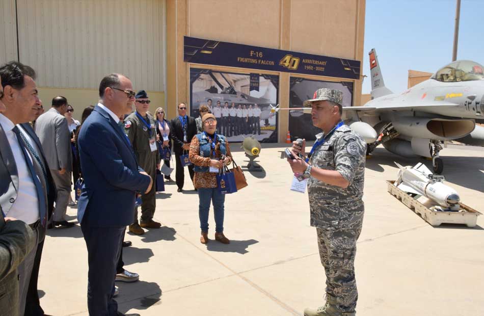  القوات الجوية تحتفل بمرور 40 عاما على هبوط أول طائرة إف 16 بمصر