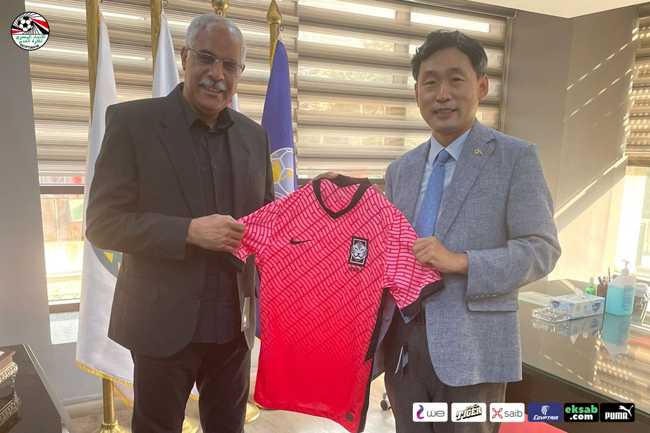 اتحاد الكرة يستقبل القنصل العام لكوريا الجنوبية