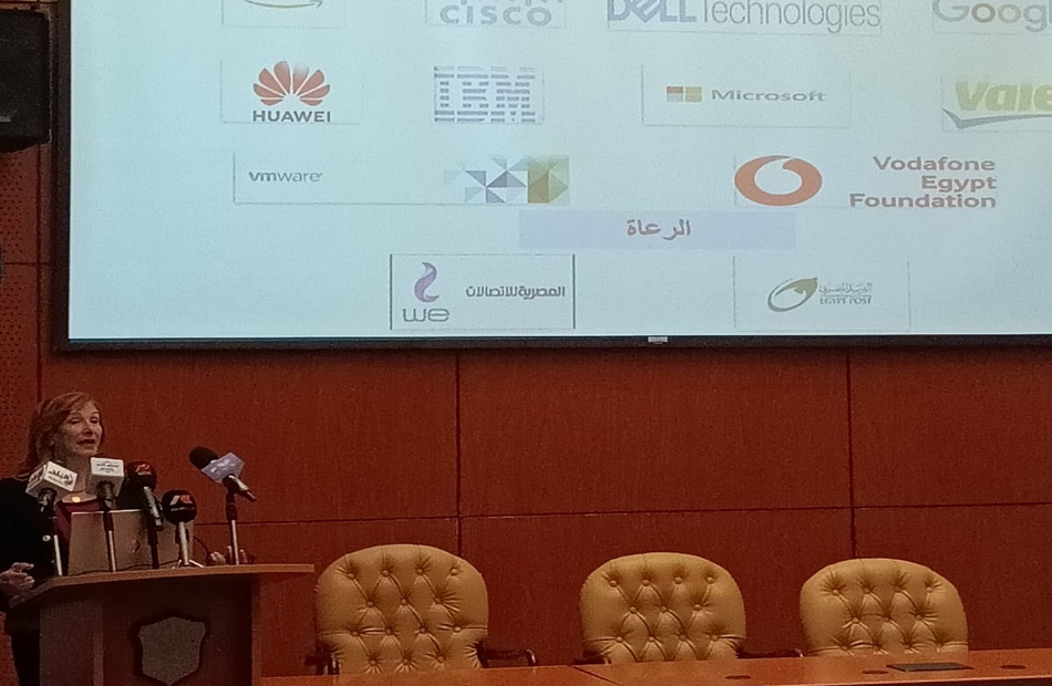 الاتصالات تطلق مبادرة ;أشبال مصر الرقمية; بالتعاون مع  شركات عالمية | تفاصيل