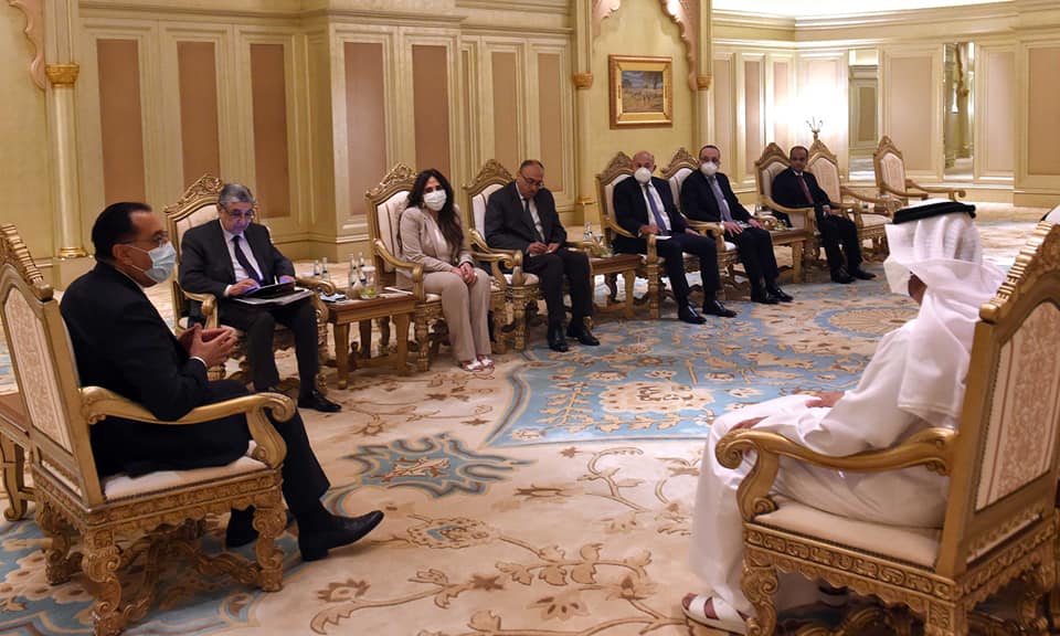 نادر سعد زيادة الاستثمارات الإماراتية في مصر من  إلى  مليار دولار