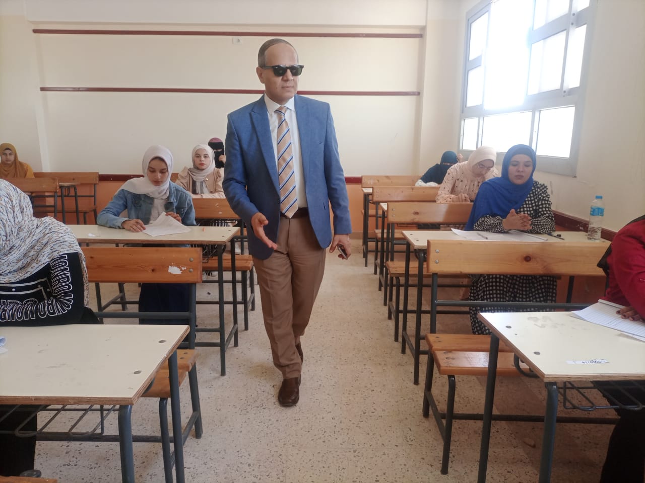 وكيل وزارة التعليم بكفر الشيخ يتفقد استراحات مراقبي الثانوية العامة | صور 