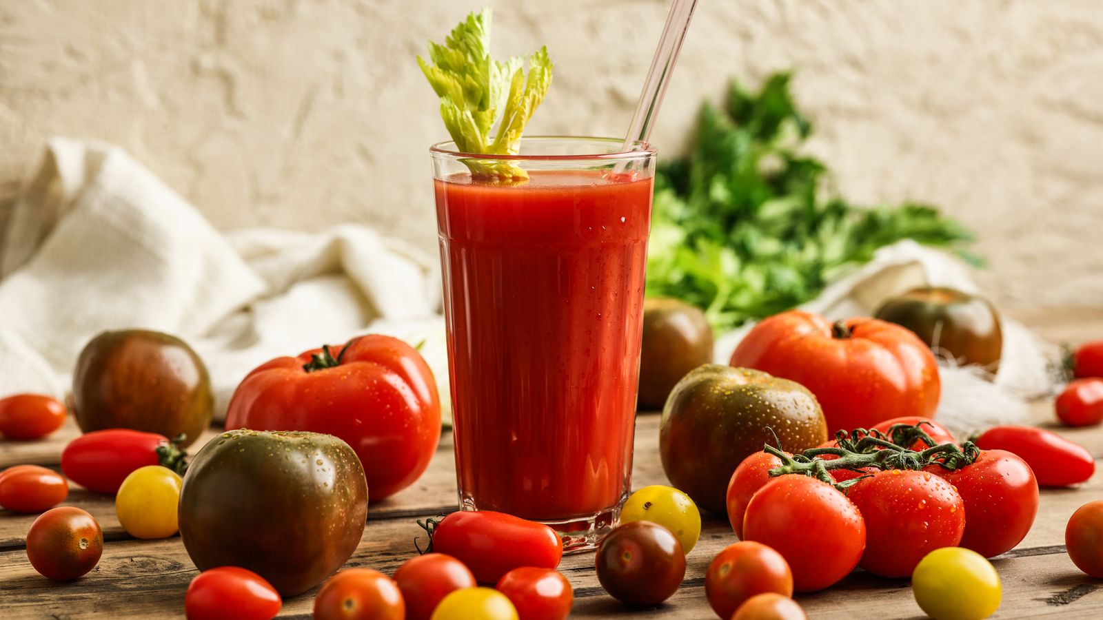 حسب بحوث صحيّة آثار مدهشة لشرب عصير الطماطم ودوره في الوقاية من السرطان