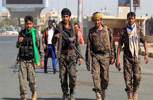 اليمن  وقفات احتجاجية لرفض الحوثي فك حصار محافظة تعز