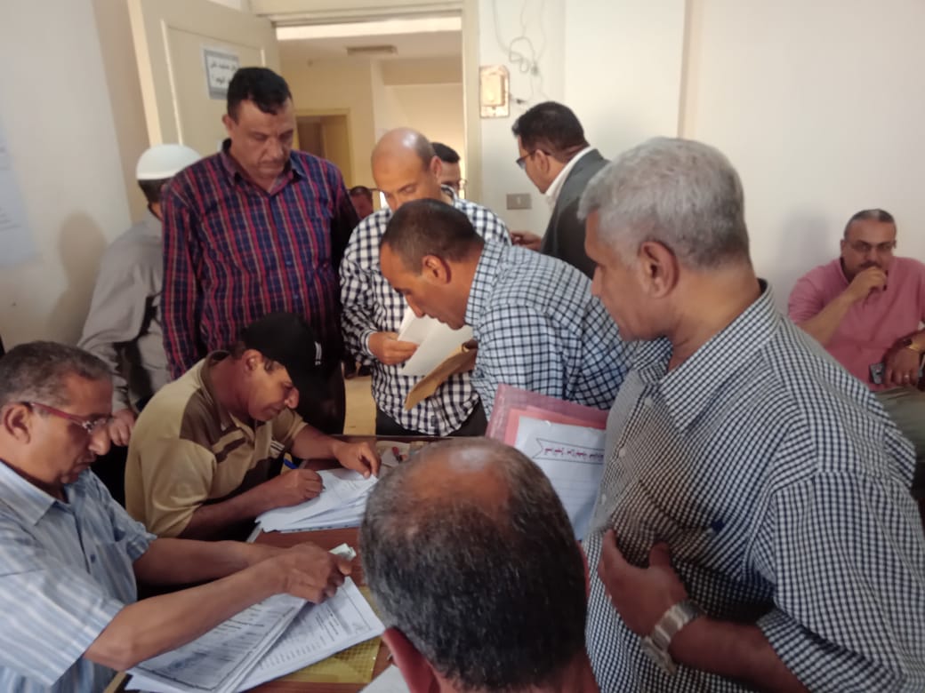 القوى العاملة استمرار تلقي طلبات الترشح للانتخابات النقابية بالفيوم وكفر الشيخ ومطروح | صور