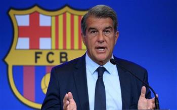   رئيس-برشلونة-يؤكد-عدم-نية-ناديه-التفريط-في-دي-يونج-ويكشف-موقفه-من-ضم-رونالدو