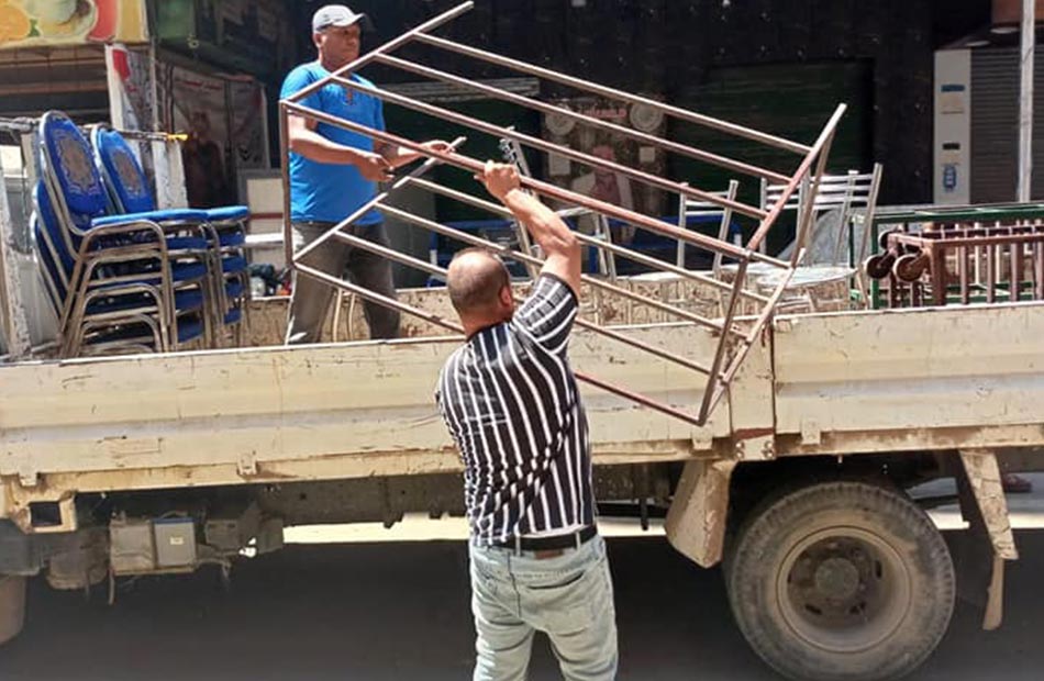 رفع  حالة إشغال طريق من شوارع حي المنتزه أول في الإسكندرية