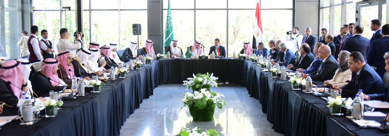 عبد الوهاب رئيس الوزراء وجه بسرعة حل كافة التحديات التي تواجه الاستثمارات السعودية