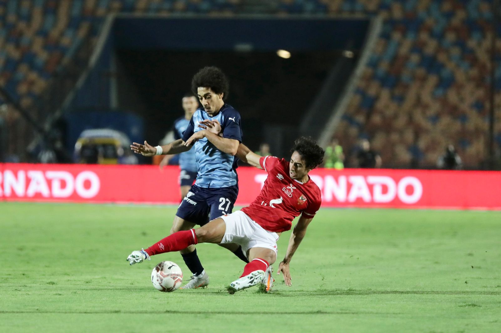 موعد مباراة الأهلي وبيراميدز في الدوري الممتاز