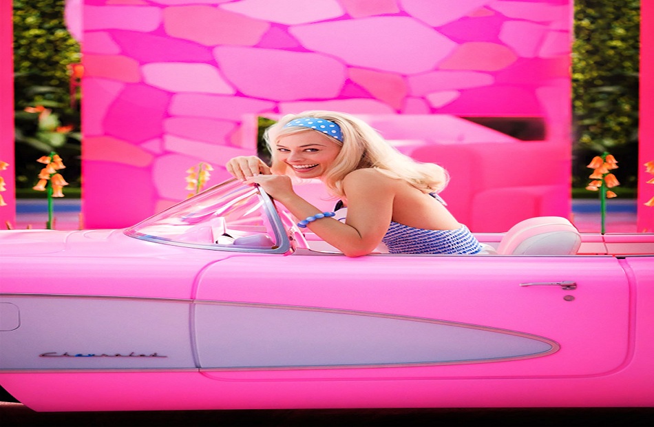 مارجوت روبي وريان جوسلينج يلفتا الأنظار بملابسهم في فيلم Barbie | صور